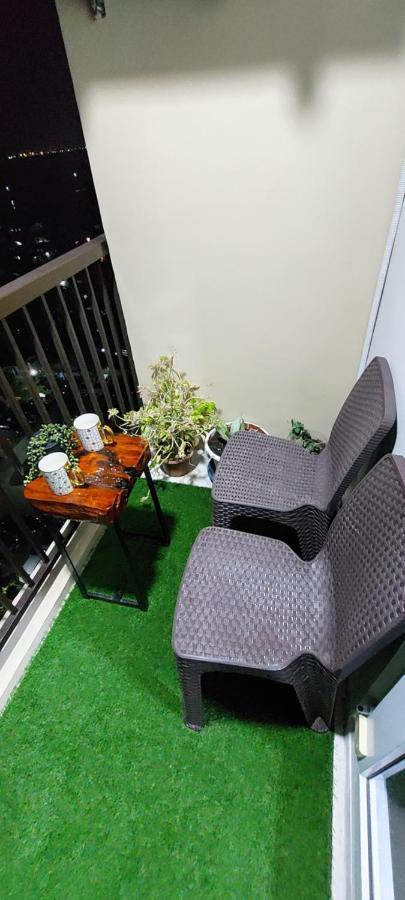 Dracarys Place 2 Condo With Balcony Unlimited Wifi Lapulapu City View Extérieur photo