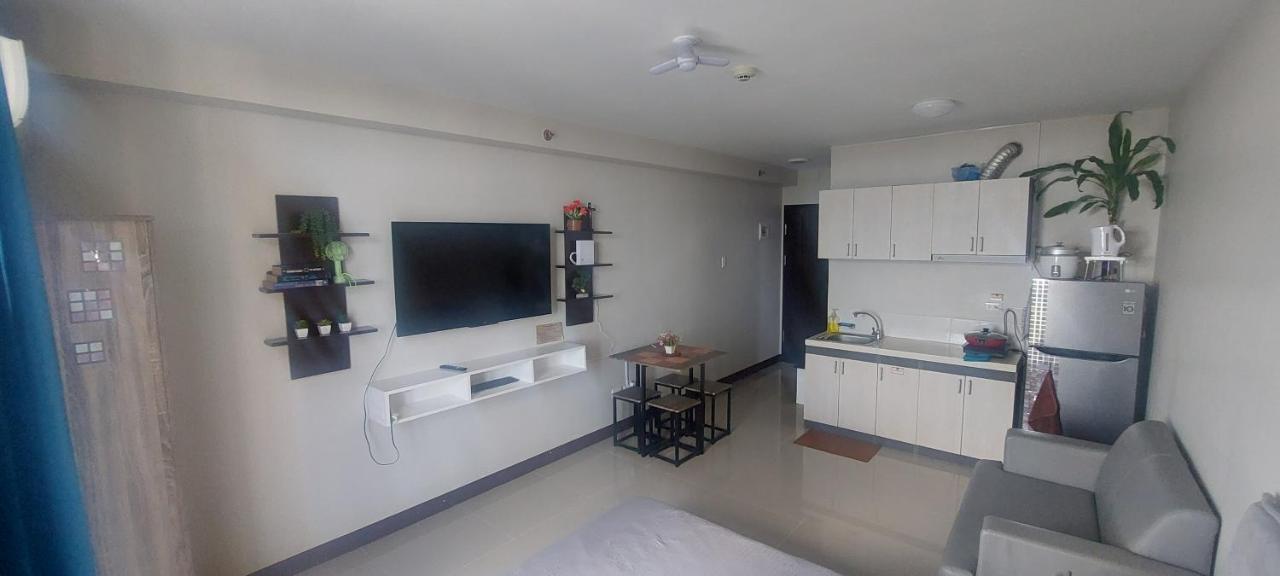 Dracarys Place 2 Condo With Balcony Unlimited Wifi Lapulapu City View Extérieur photo