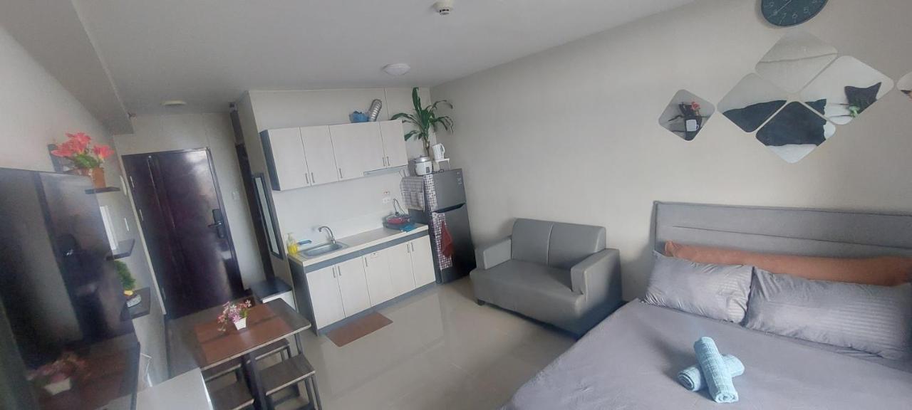 Dracarys Place 2 Condo With Balcony Unlimited Wifi Lapulapu City View Extérieur photo