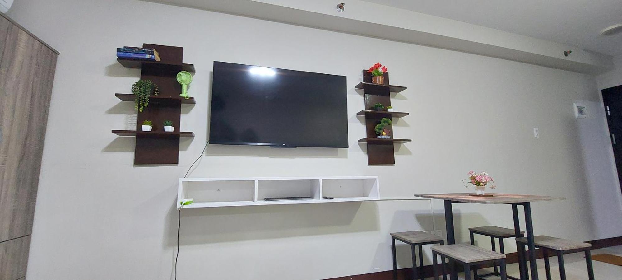 Dracarys Place 2 Condo With Balcony Unlimited Wifi Lapulapu City View Extérieur photo