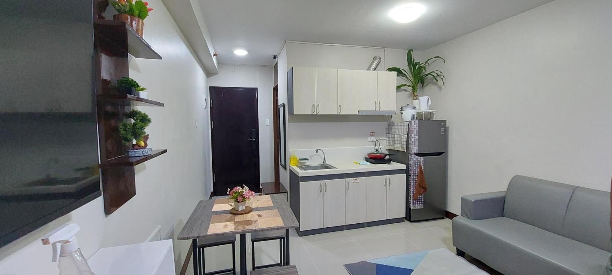 Dracarys Place 2 Condo With Balcony Unlimited Wifi Lapulapu City View Extérieur photo