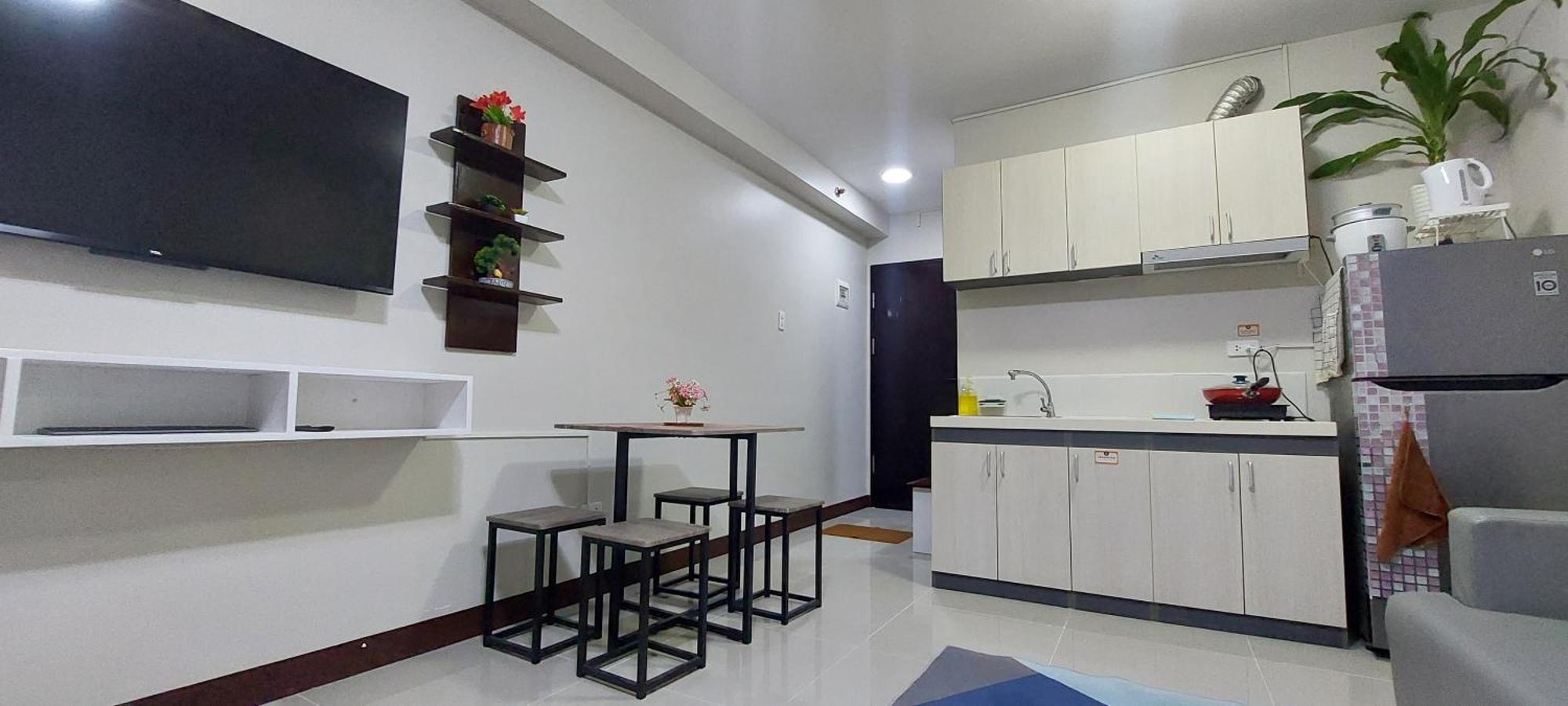 Dracarys Place 2 Condo With Balcony Unlimited Wifi Lapulapu City View Extérieur photo