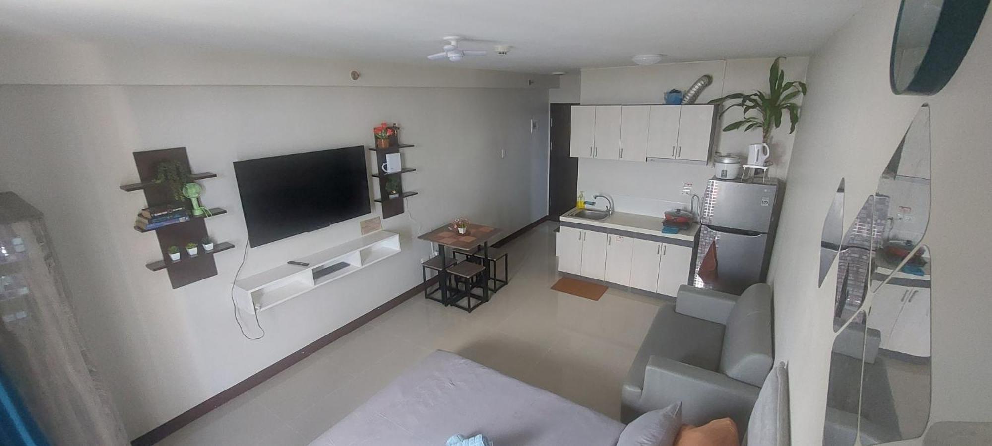 Dracarys Place 2 Condo With Balcony Unlimited Wifi Lapulapu City View Extérieur photo