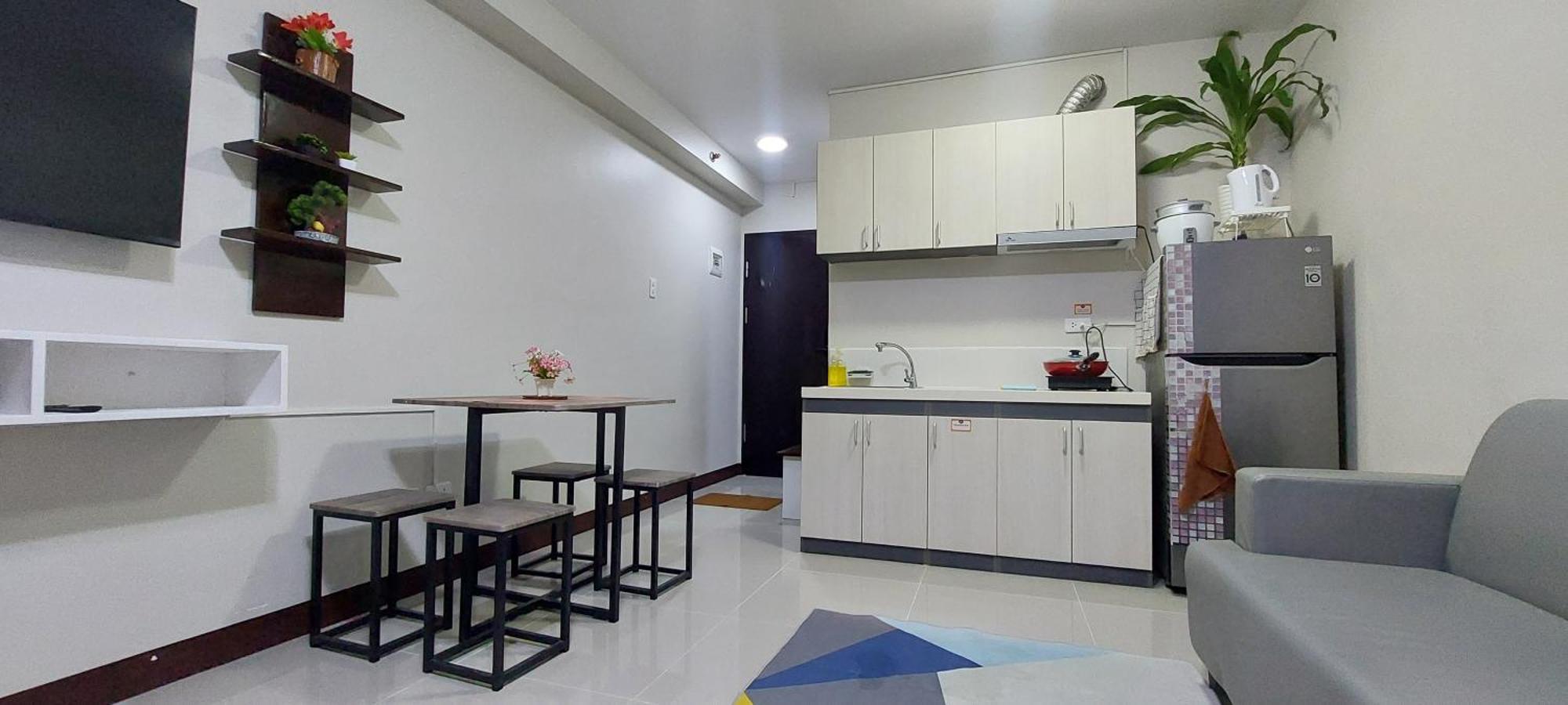 Dracarys Place 2 Condo With Balcony Unlimited Wifi Lapulapu City View Extérieur photo